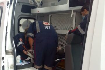 Samu prestando socorro. Foto: Smtran