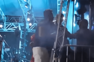 Radialista sendo agredido no show de Pablo