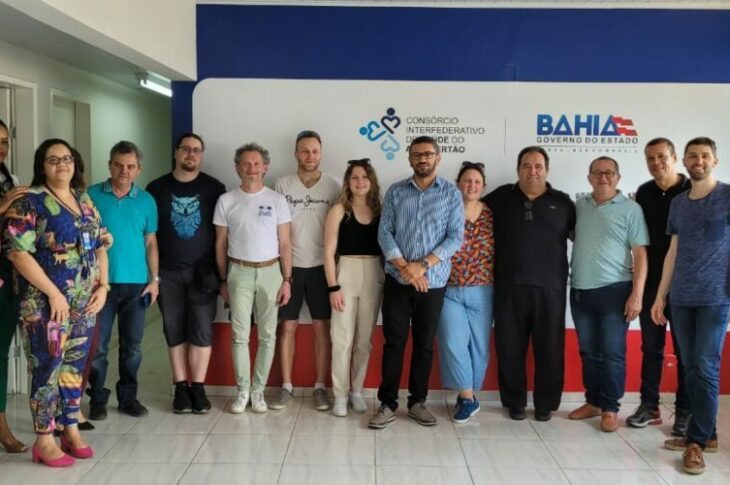 Prefeitos brasileiros e franceses