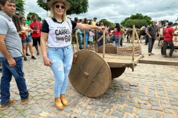 Desfile de Carro de Boi. Foto: Maria José