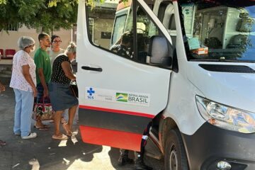 Alice sendo trânsferida