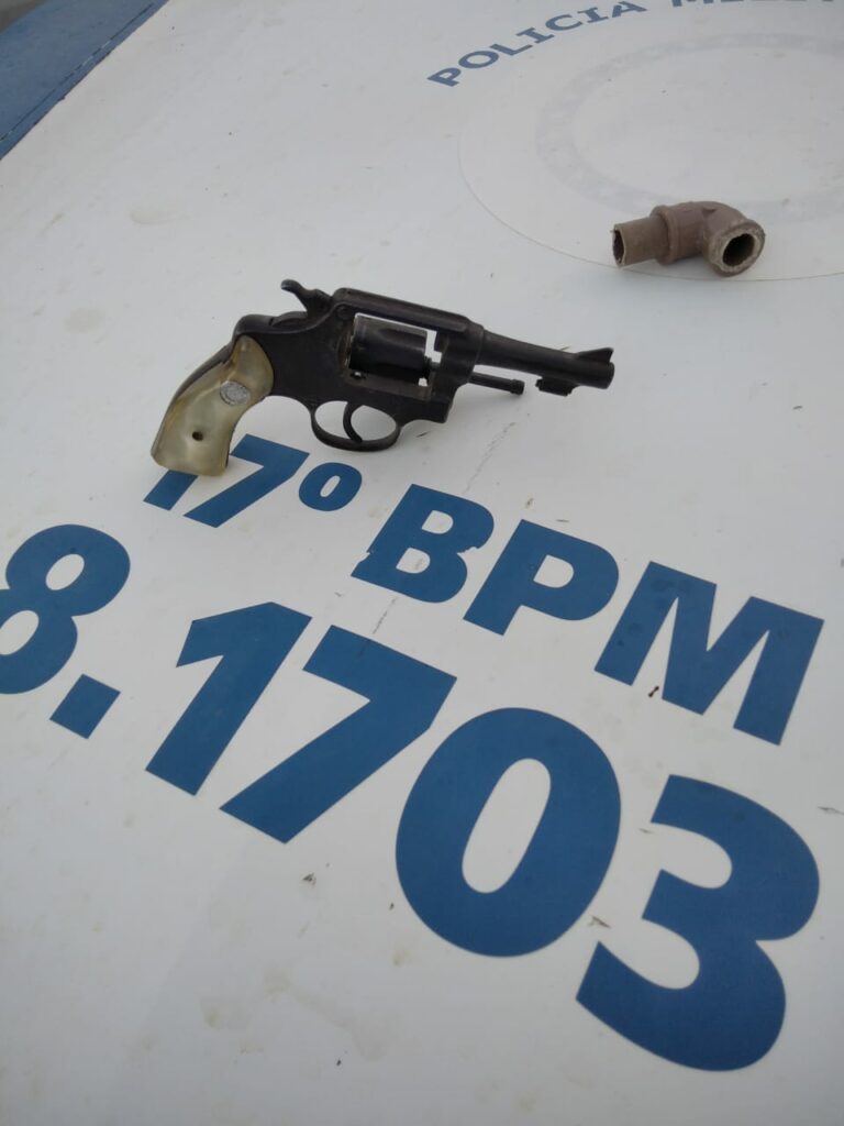Arma apreendida em Guanambi. Foto: Polícia Militar