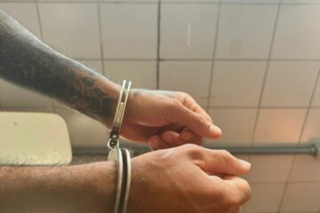 Homem preso por receptação. Foto: Polícia Civil