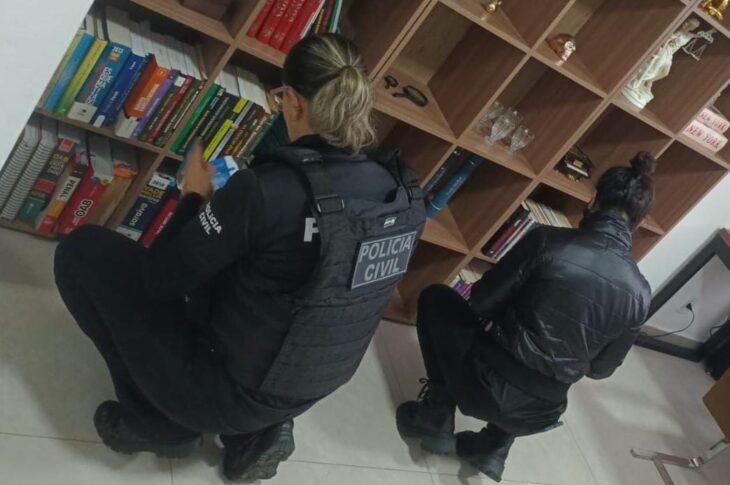 Cumprimento do mandado. Foto: Polícia Civil