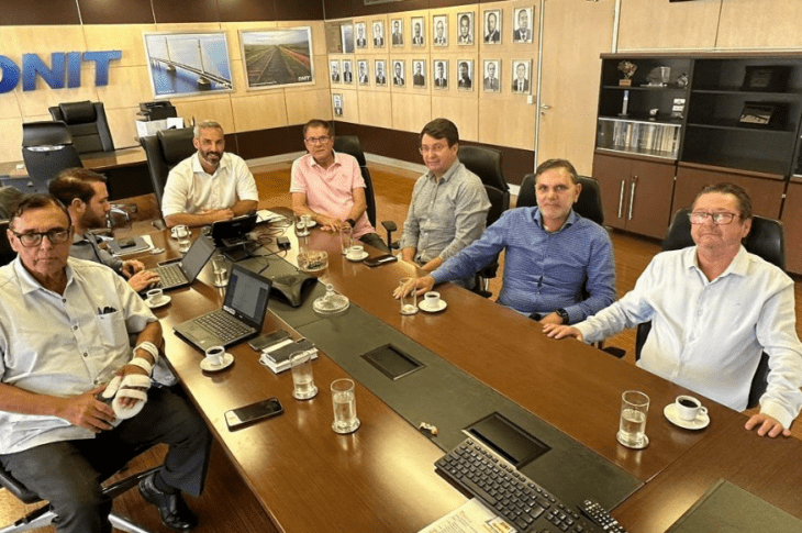 Reunião em Brasília. Foto: divulgação