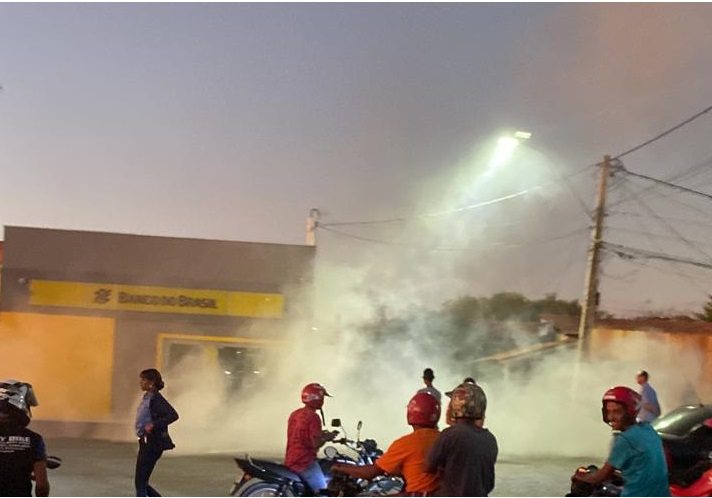 Curto-circuito no padrão da Agência do Banco do Brasil
