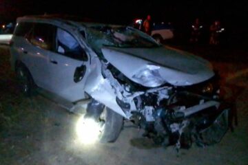 Carro envolvido no acidente. Foto: reprodução rede social