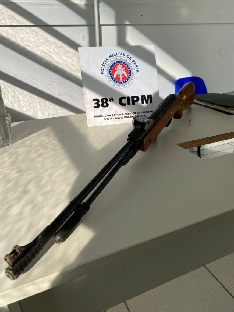Arma apreendida. Foto: Polícia Militar