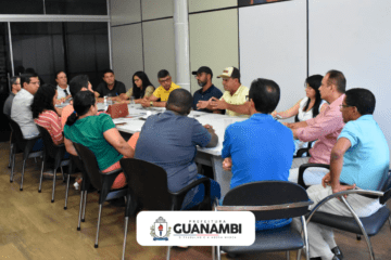 Autoridades discutem rumos para o lixão de Guanambi. Foto: ASCOM