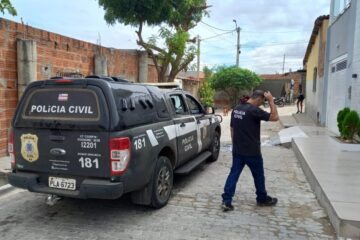 Polícia cumprindo mandado de prisão. Foto: Polícia Civil