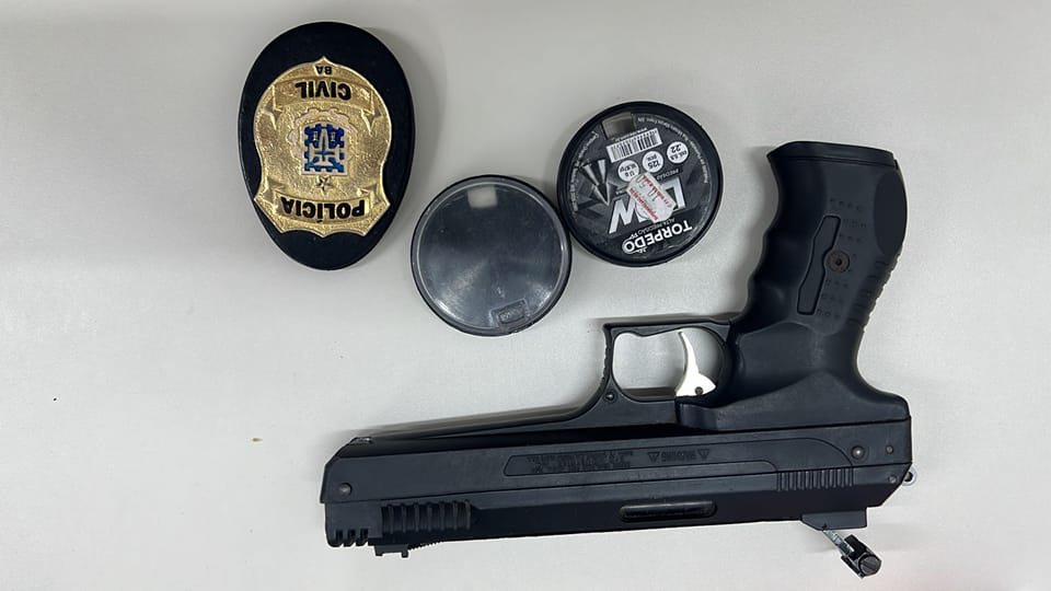 Pistola de pressão apreendida. Foto: Polícia Civil
