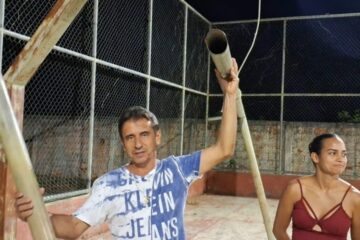 Mundinho e os atletas. Foto: Mundinho da Oficina