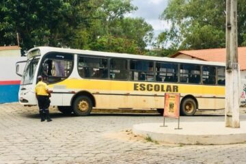 Ônibus escolar. Foto: reprodução radar 030