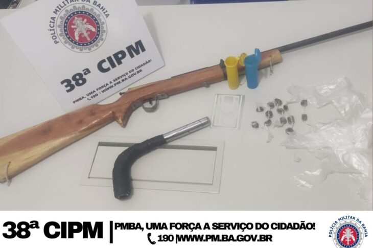 Material apreendido em Sítio do Mato. Foto: Polícia Militar