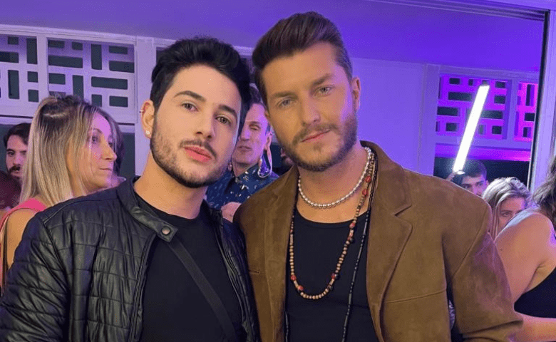 Ari Flores e o ator Cleber Toledo. Foto: divulgação
