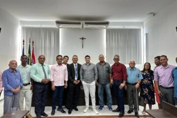 Encontro de pastores e o juiz Arthur. Foto: Gilvan Crente