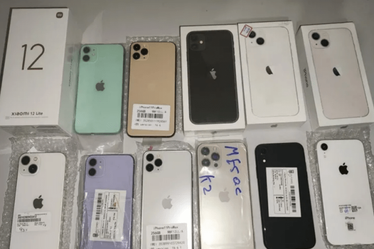 Aparelhos de telefones celulares apreendidos pela PRE. Foto: PRE