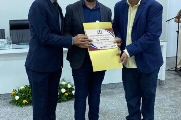 Paulo Costa, Tiago Marques e Zaqueu Rodrigues. Foto: Câmara de Guanambi