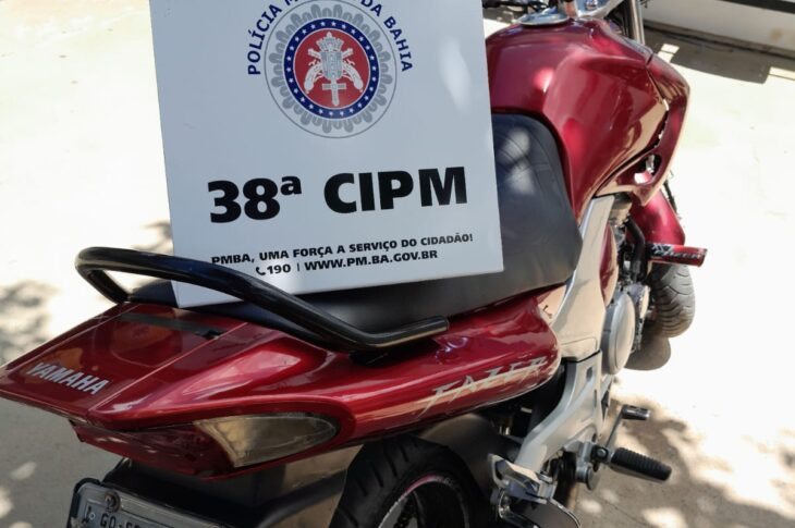 Moto apreendida em Bom Jesus da Lapa. Foto: Polícia Militar