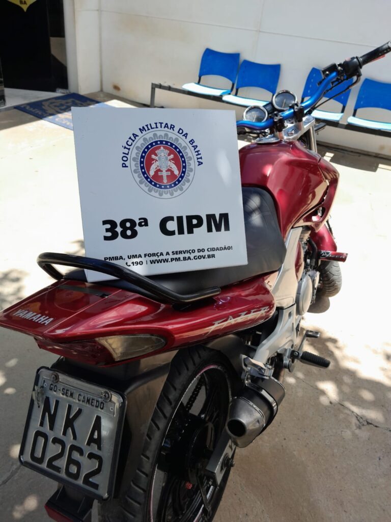 Moto apreendida em Bom Jesus da Lapa. Foto: Polícia Militar