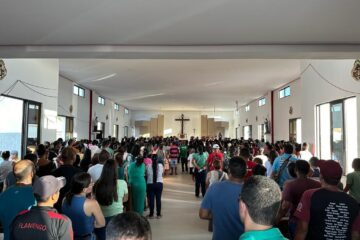 Missa de corpo presente, em Malhada.