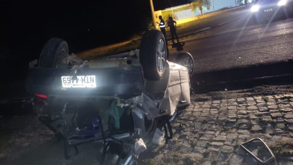 Carro envolvido em acidente. Foto: SMtran