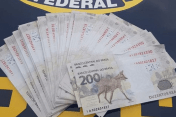 Dinheiro falso apreendido. Foto: PRF