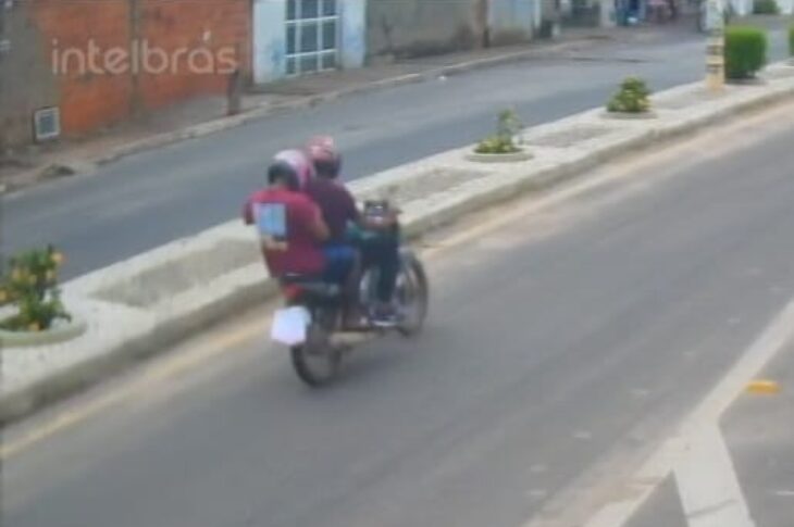 Dupla assalta mulher em Guanambi. Foto: Smtran