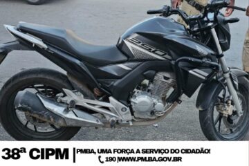 Moto apreendida em blizt. Foto: Polícia Militar