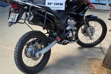 Moto apreendida em Bom Jesus da Lapa. Foto: Polícia Militar