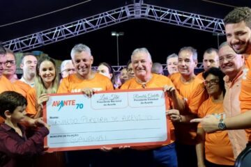 Ato de filiação do prefeito de Guanambi, Nal Azevedo, ao Avanete.