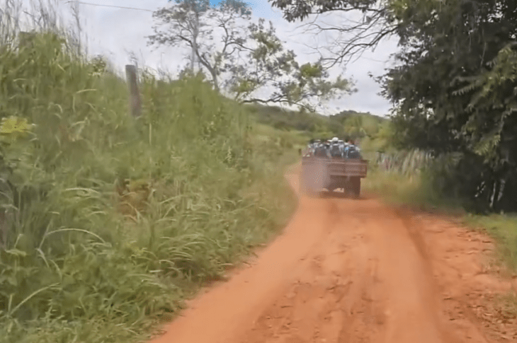 Flagrante do transporte escolar