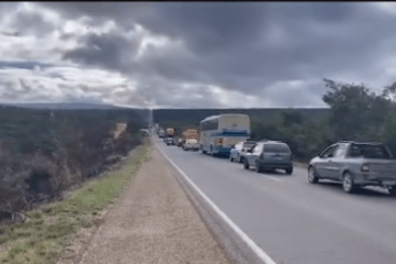 Manifestação na BR-030, em Caetité