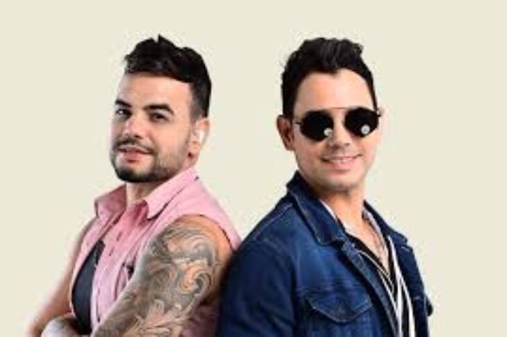 Os Clones