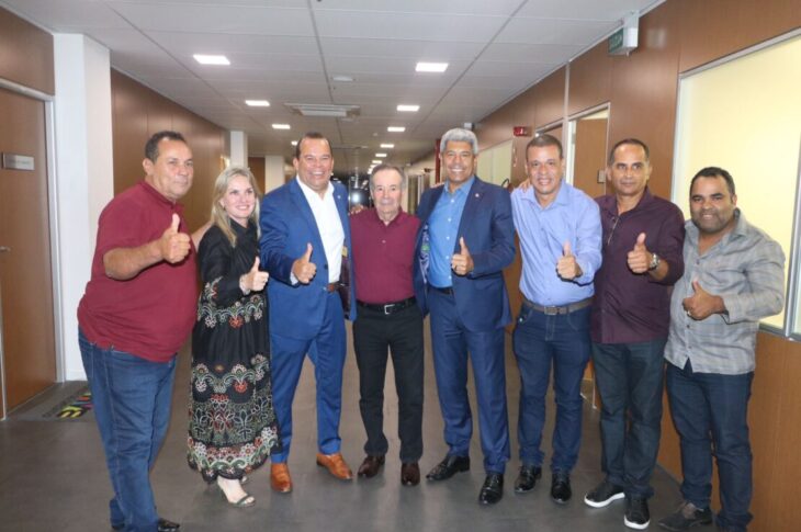 Rufino, Ivana,Geraldo,Dezin,Jerônimo,Gimmy,Sanjo e Elbin. Foto: divulgação