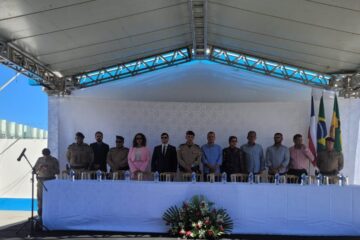 Autoridades presentes.