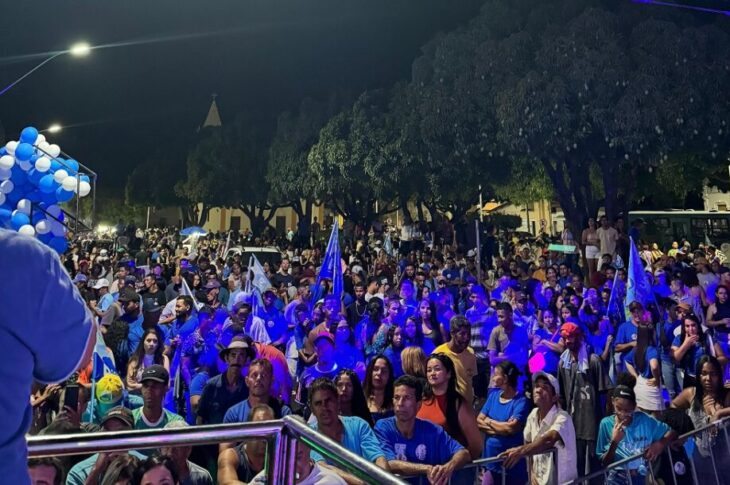 Comício de Piau. Foto: Sara de Piau