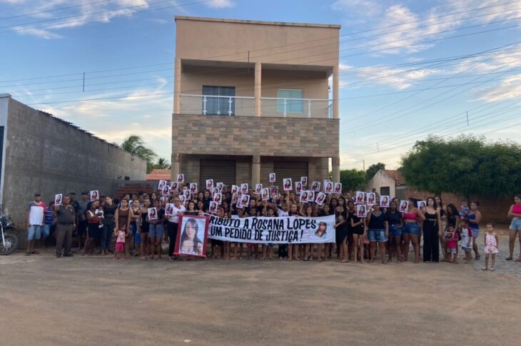 Tribuno realizado pela família e amigos. Foto: divulgação