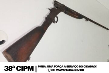 Arma apreendida pela Polícia Militar. Foto: Polícia Militar