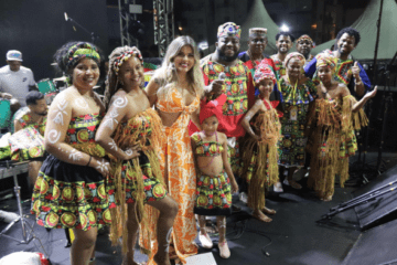 Banda Alodê em mais uma apresentação emocionante na Praça do Feijão. FOTO/ Henrique M.