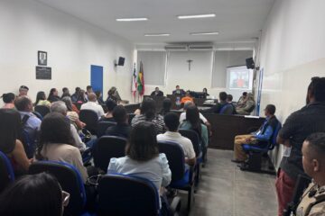 Sessão de julgamento em Carinhanha