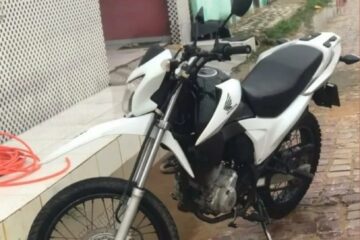 Moto tomada de assalto. Foto: divulgação