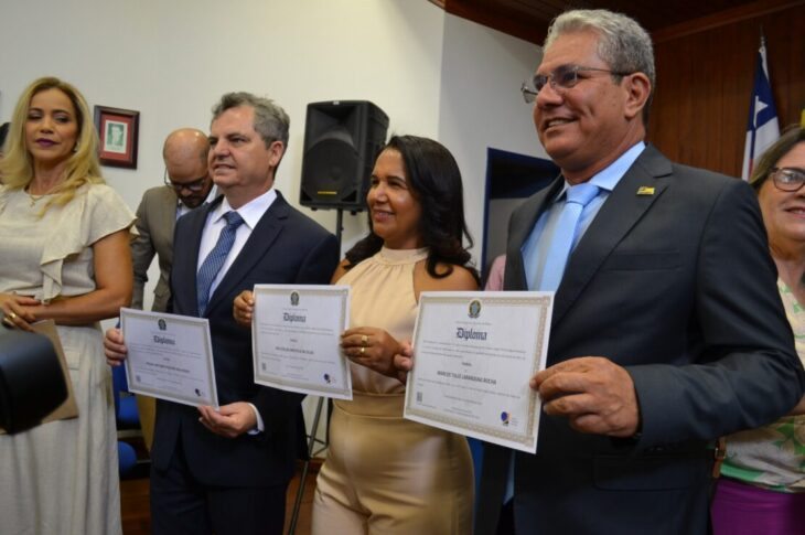 Prefeitos diplomados. Paulo Sérgio - Tribuna Popular