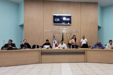 Vereadores na última sessão