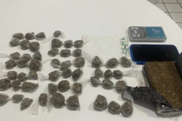 Material apreendido em Paramirim. Foto: Polícia Militar