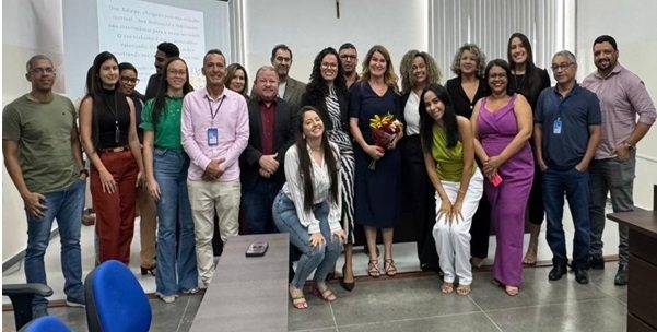 Despedida da promotora de Carinhanha. Foto: divulgação