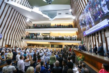 ALBA homenageia Henrique Carballal e Raul Jungmann em sessão especial