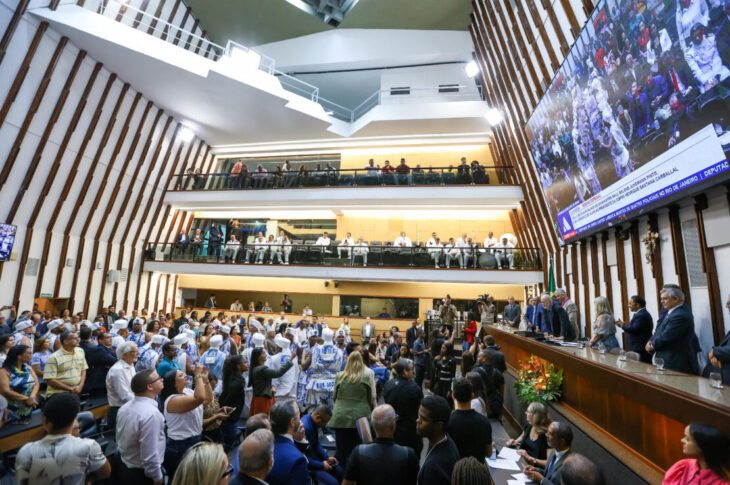 ALBA homenageia Henrique Carballal e Raul Jungmann em sessão especial