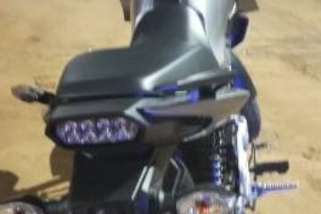 Moto irregular é apreendida após condutor fugir em alta velocidade no Alto Caiçara, em Guanambi