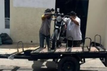 Polícia Militar apreende moto conduzida por adolescente em Guanambi